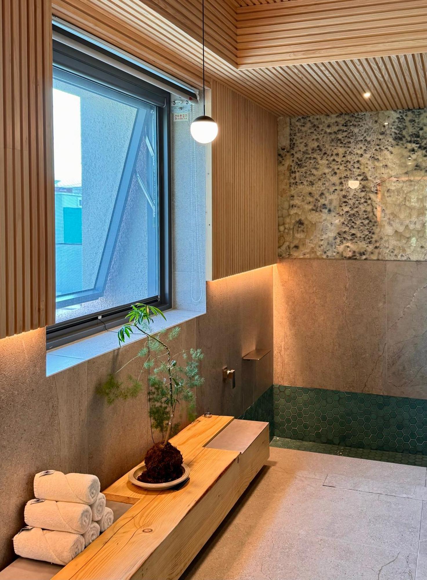Pbr7 Hotel Unusual Stay 경주 외부 사진